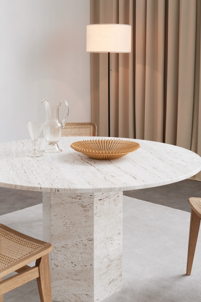 Gubi Epic dining table