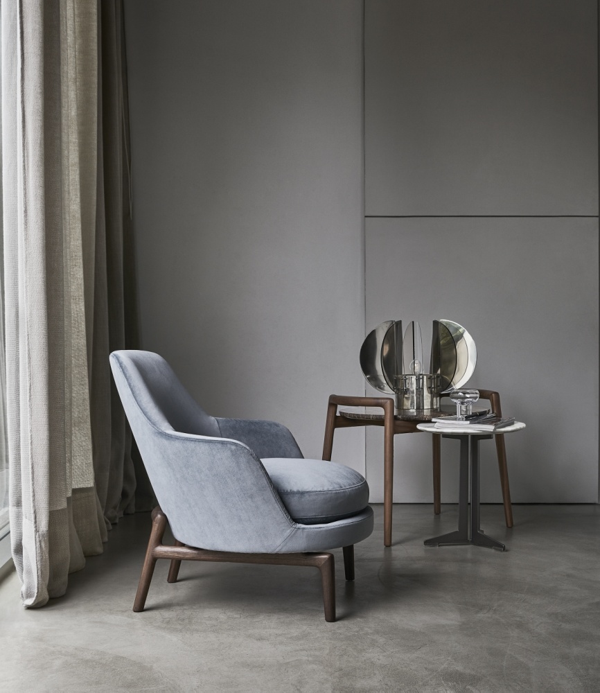 Flexform armchair and Ascanio coffee table