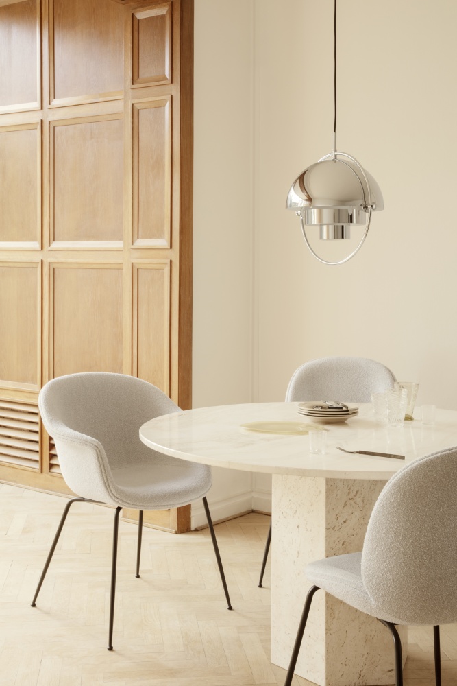 Gubi Bat dining chair