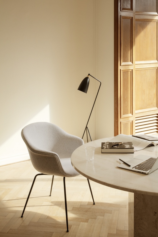 Gubi Bat dining chair