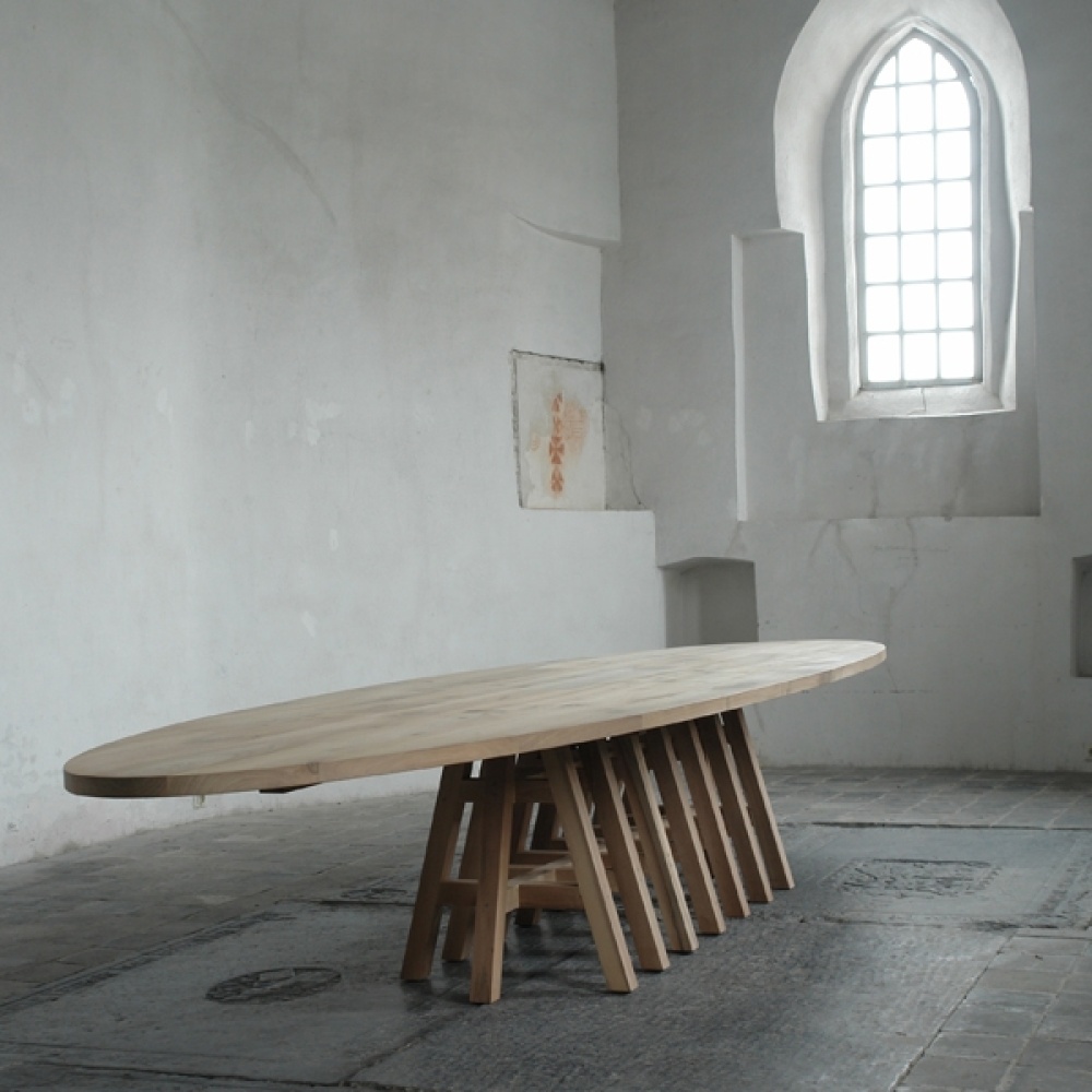 Pilat & Pilat Pake Sytse dining table