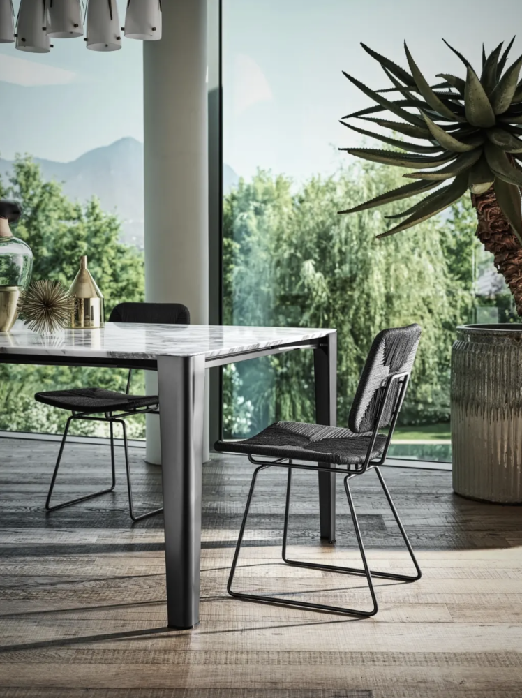 Flexform Echoes dining chairs and Kobo dining table