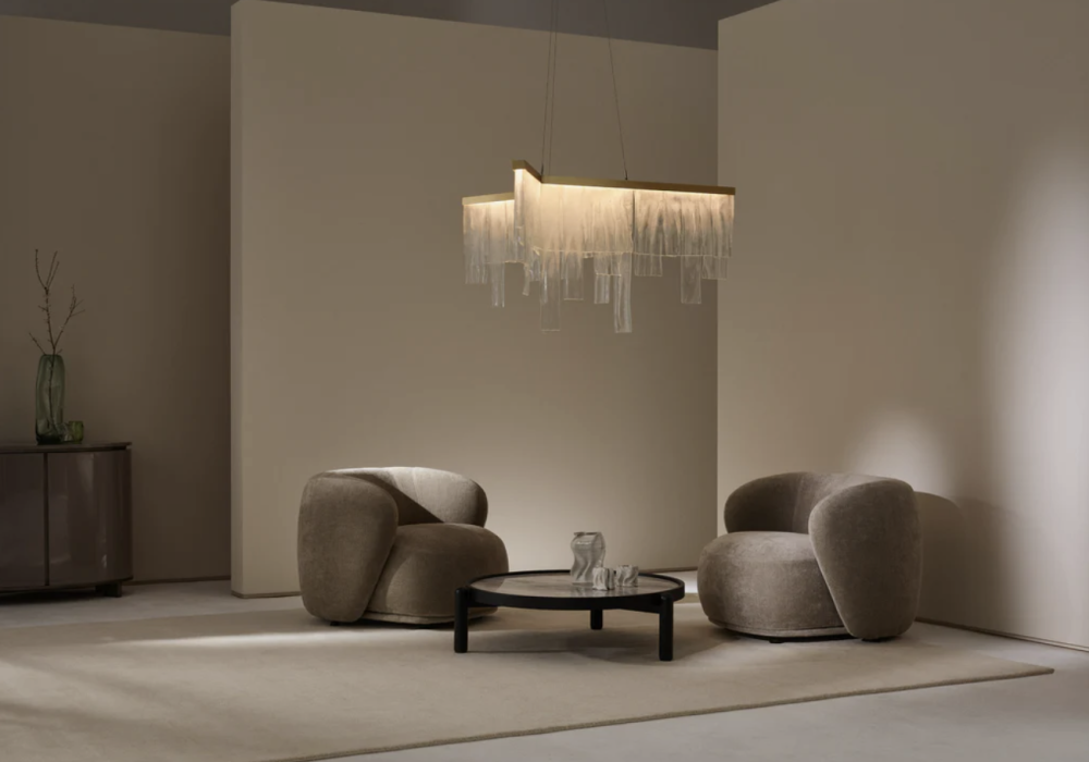 CTO LIGHTING
Cascata Chandelier