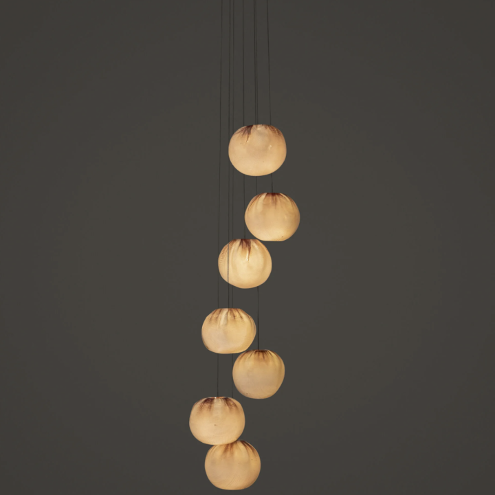 Bocci 84 Cluster column