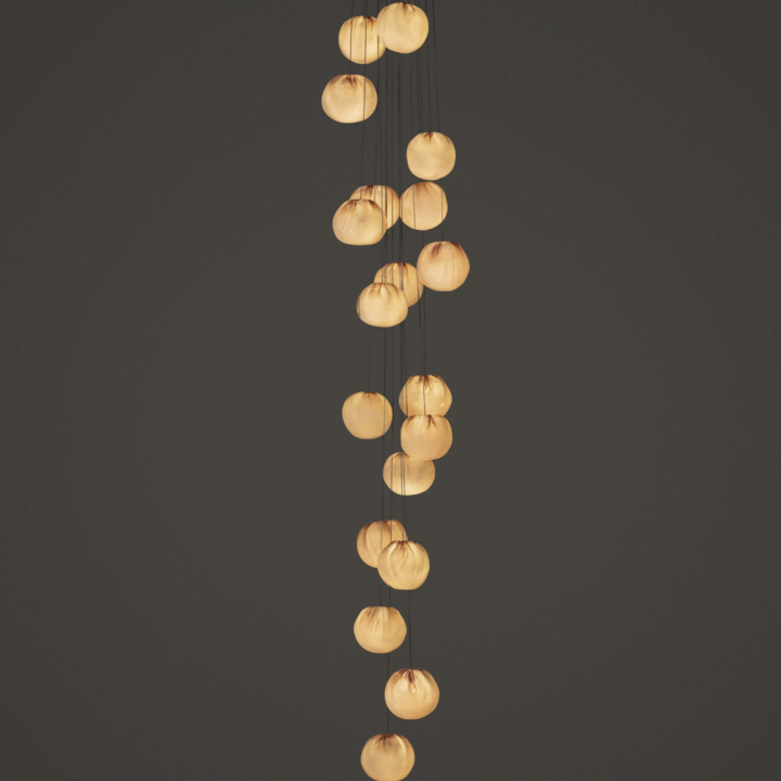 Bocci 84 Cluster column