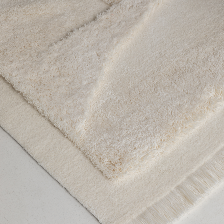 Frankly Amsterdam Moon Parts by Art-in-Return, materiaaldetail natuurlijk textiel